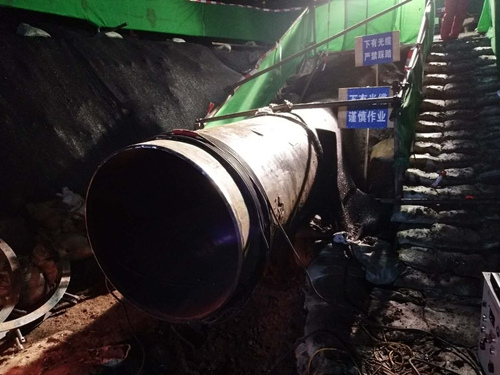 三聯(lián)磁電管道消磁-東北石油換管作業(yè)區(qū)-切管完成 三聯(lián)磁電管道消磁-東北石油換管作業(yè)區(qū)-切管完成